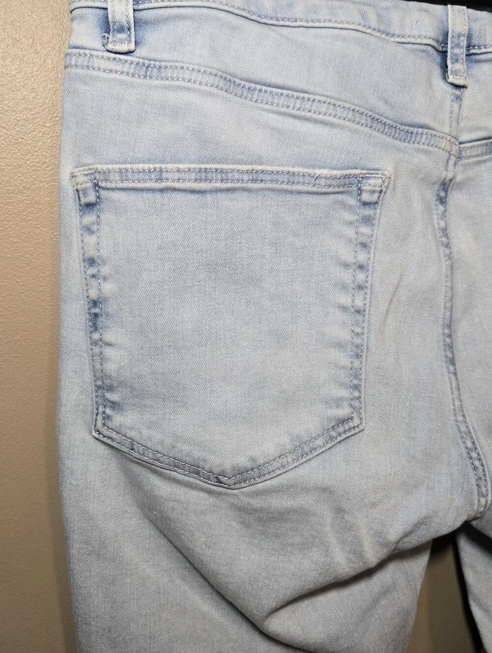 Asos Design Mens Spray On Jeans Stretch Blue Light Wash Rips Moto Detail Size 32